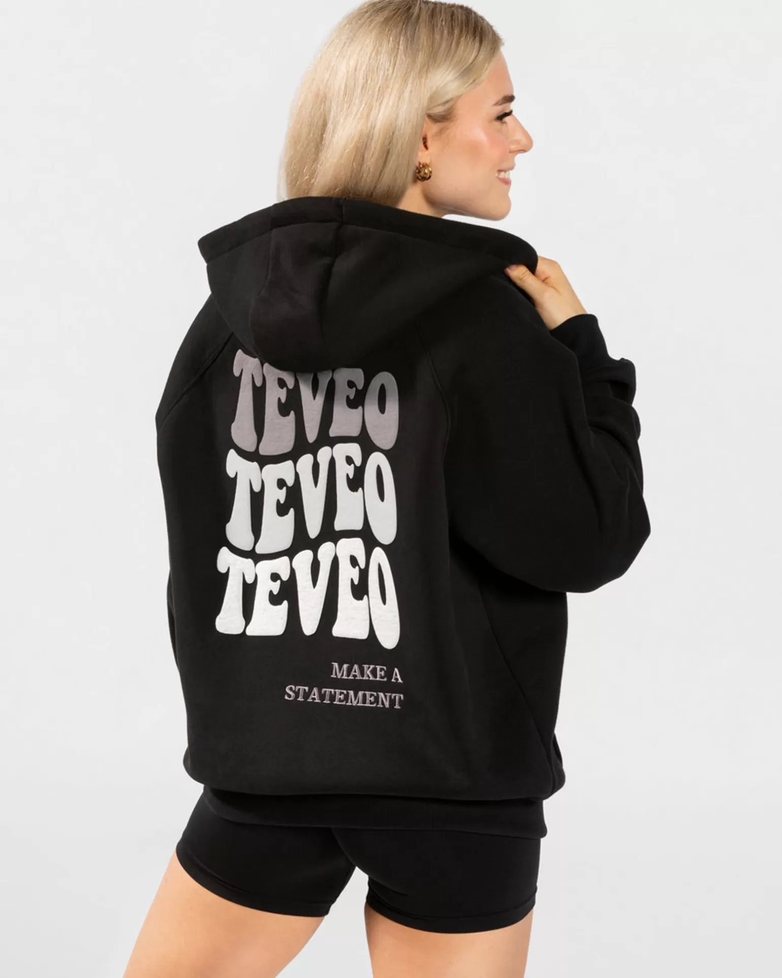 TEVEO Hoodies & Jacken>Candy Oversized Jacke " " Schwarz