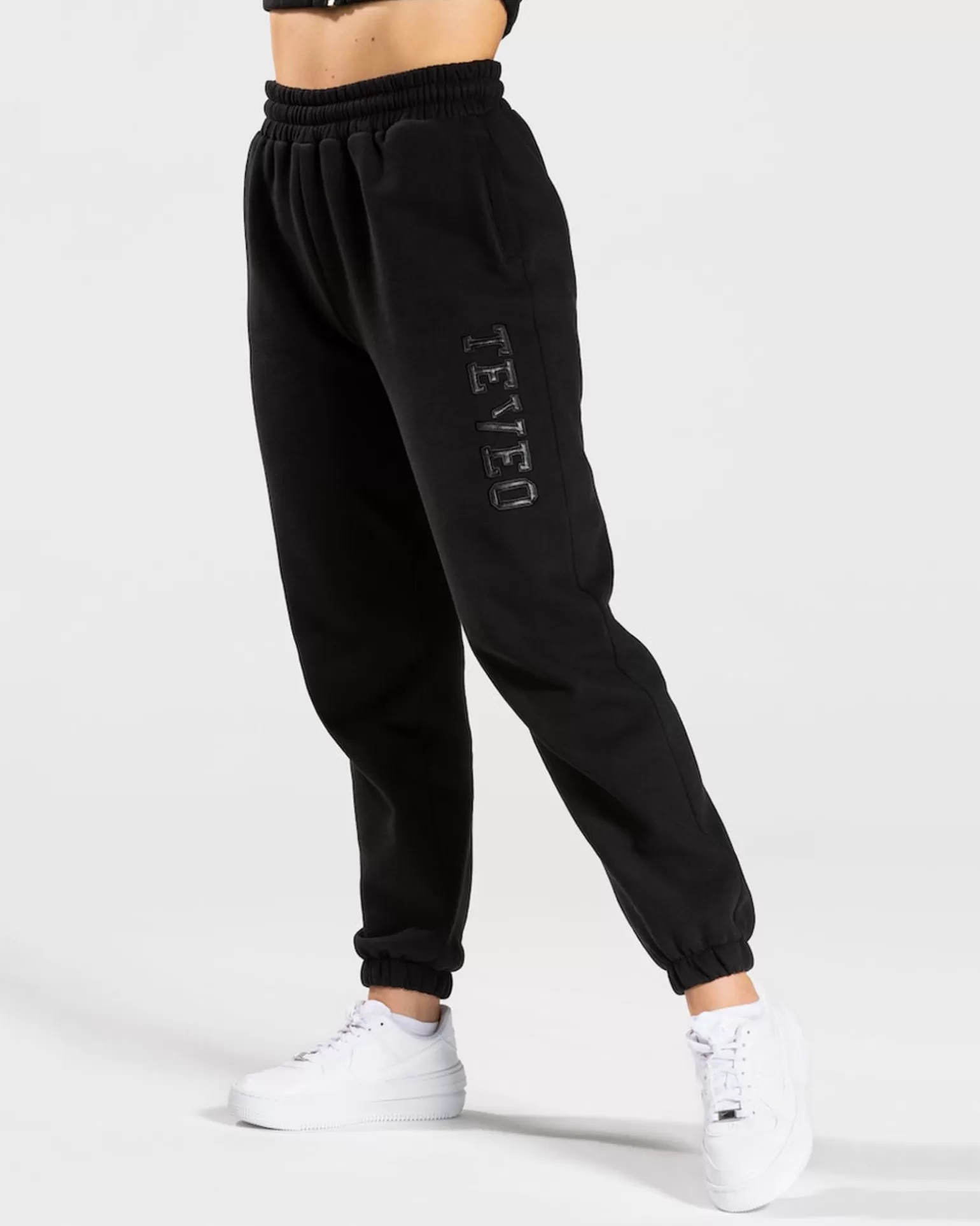 TEVEO Leggings & Hosen>College Oversized Jogger " " Schwarz